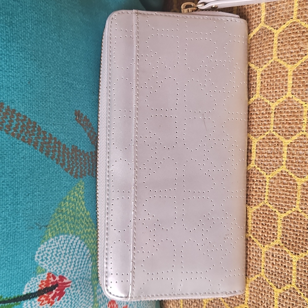 Kate Spade Neda Metallic Silver Perforated Wallet - Picture 3 of 7